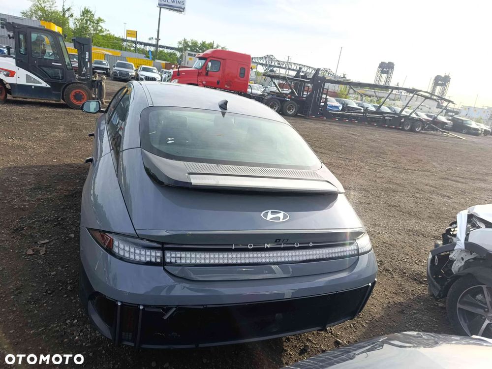 Hyundai IONIQ 6 77,4 kWh Dynamiq - 26