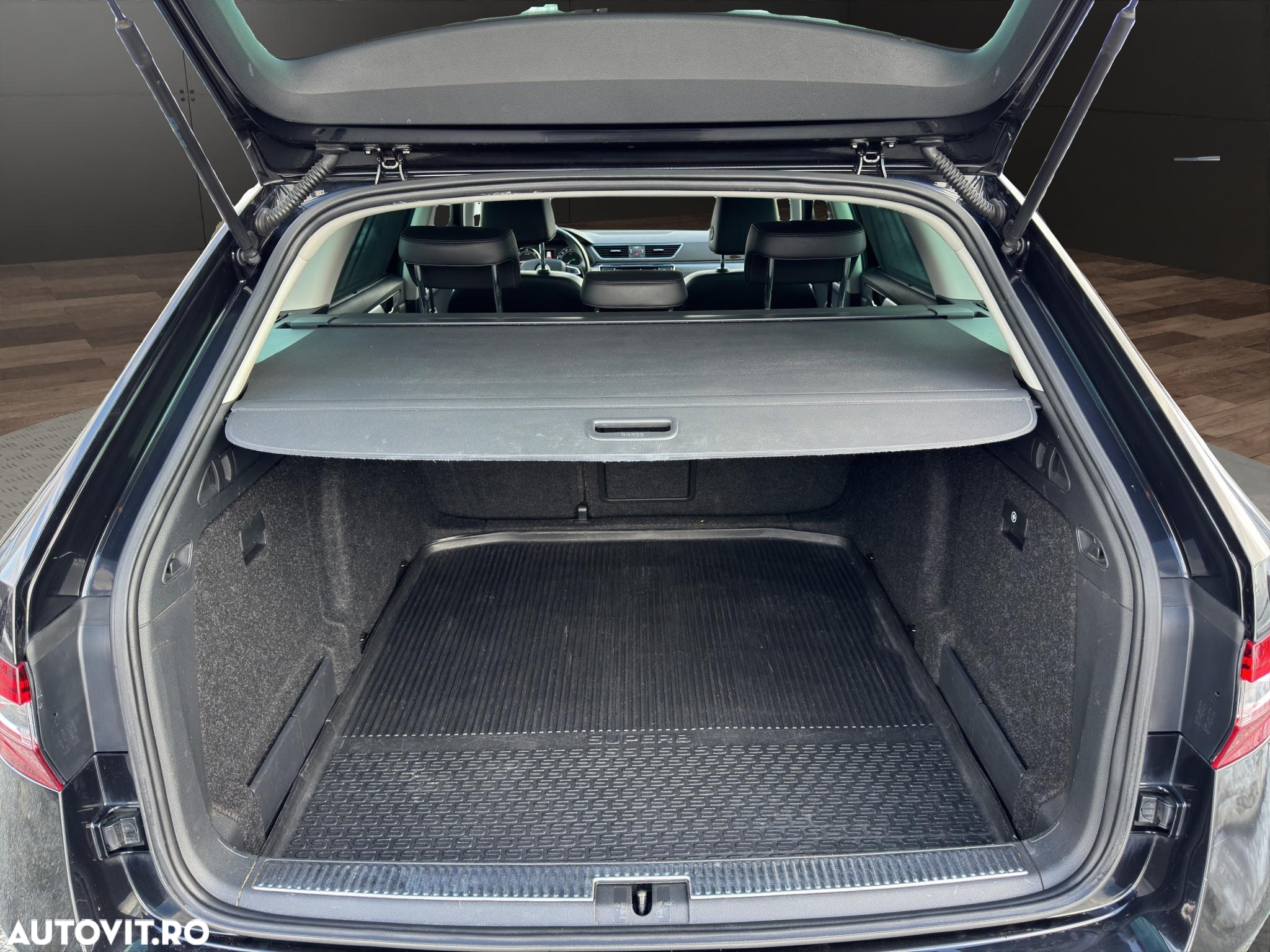 Skoda Superb 2.0 TDI DSG Style - 21