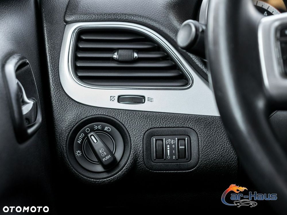 Fiat Freemont 2.0 Multijet Black Code AWD - 29