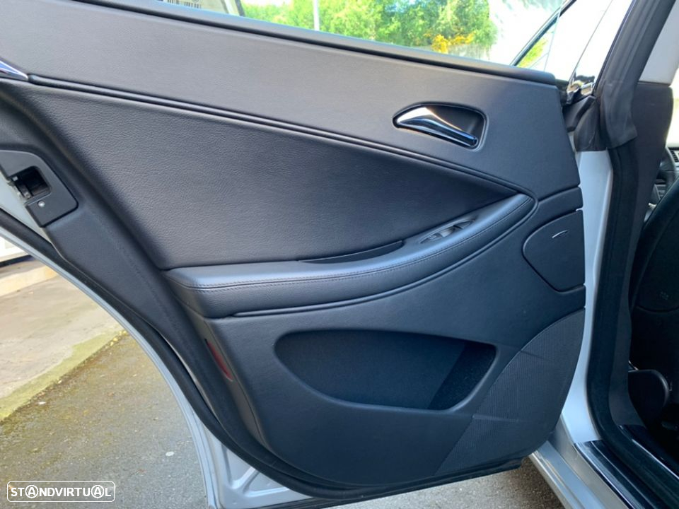 Mercedes-Benz CLS 320 CDi - 31
