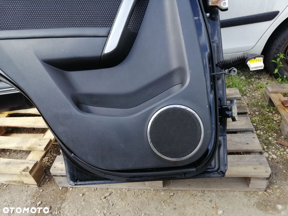 Chevrolet Captiva C100 drzwi kompletne kod lakieru 19U Black Mica bez korozji EU - 22