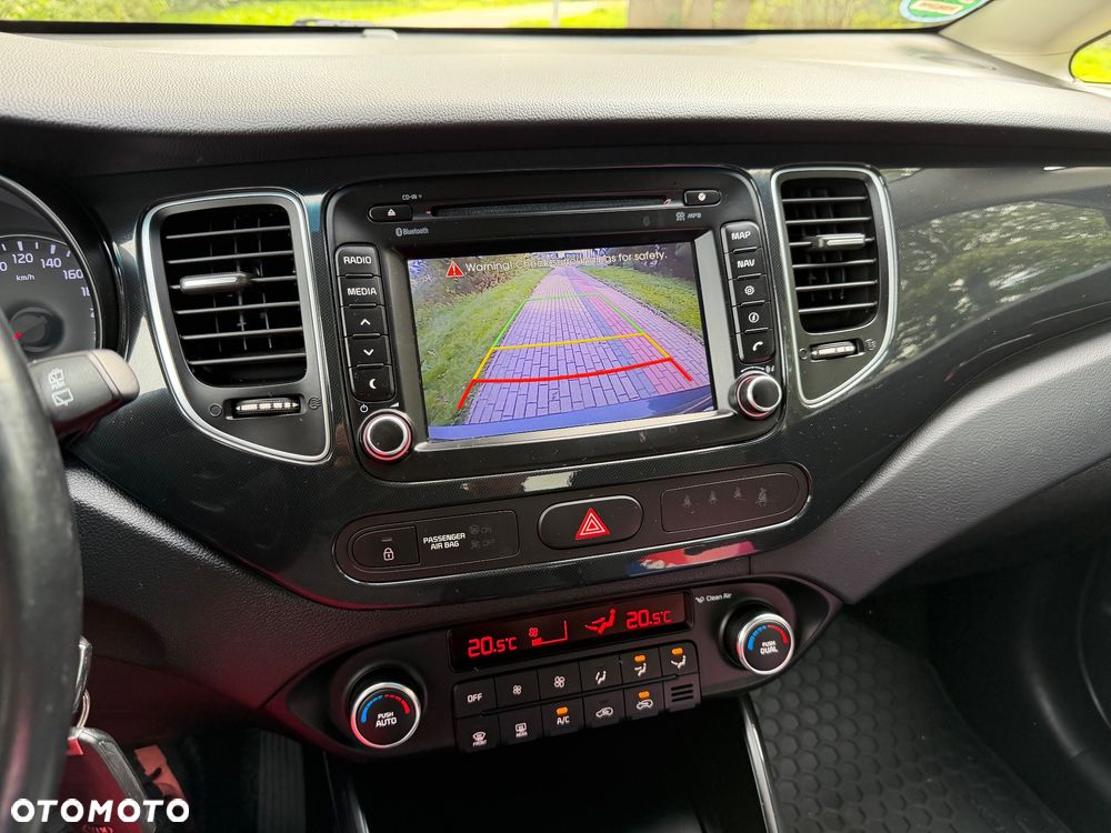 Kia Carens 1.7 CRDi 141 Dream Team Edition - 18