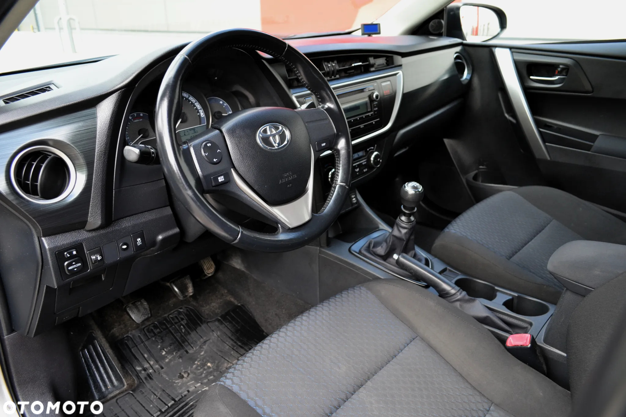 Toyota Auris 1.33 VVT-i Life Comfort - 5