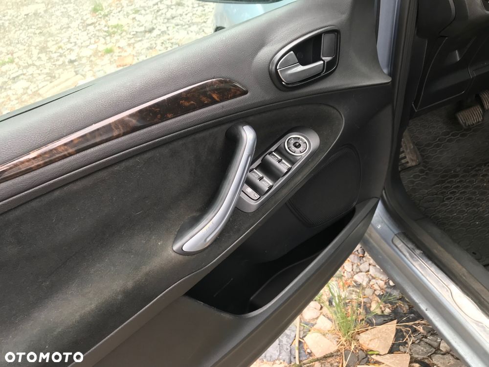 Ford Galaxy - 16