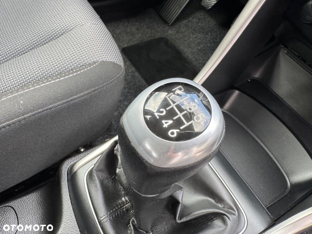 Hyundai i30 1.6 GDI Premium - 34