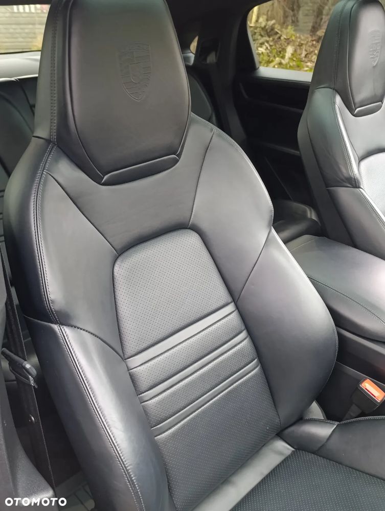 Porsche Cayenne Tiptronic S - 14