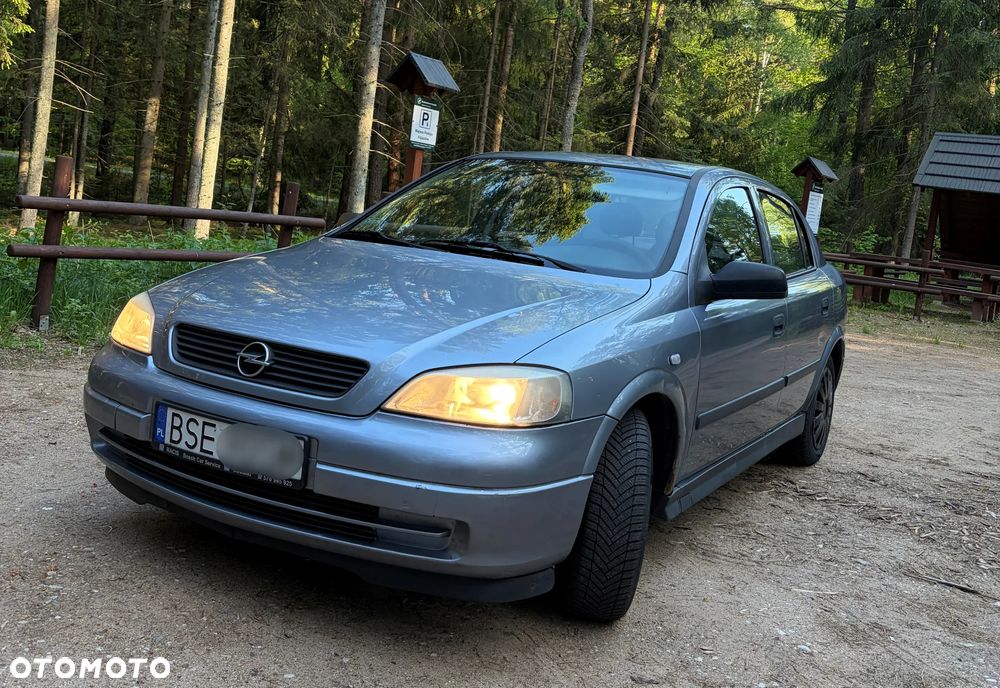 Opel Astra - 2