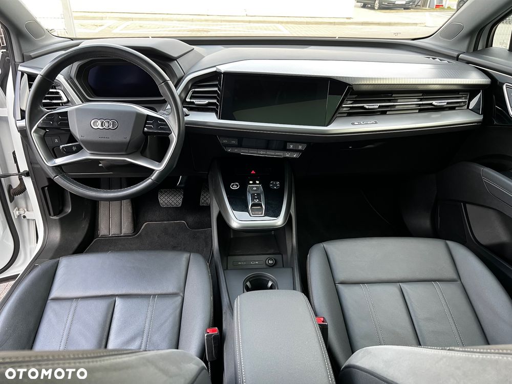 Audi Q4 e-tron 50 quattro - 12