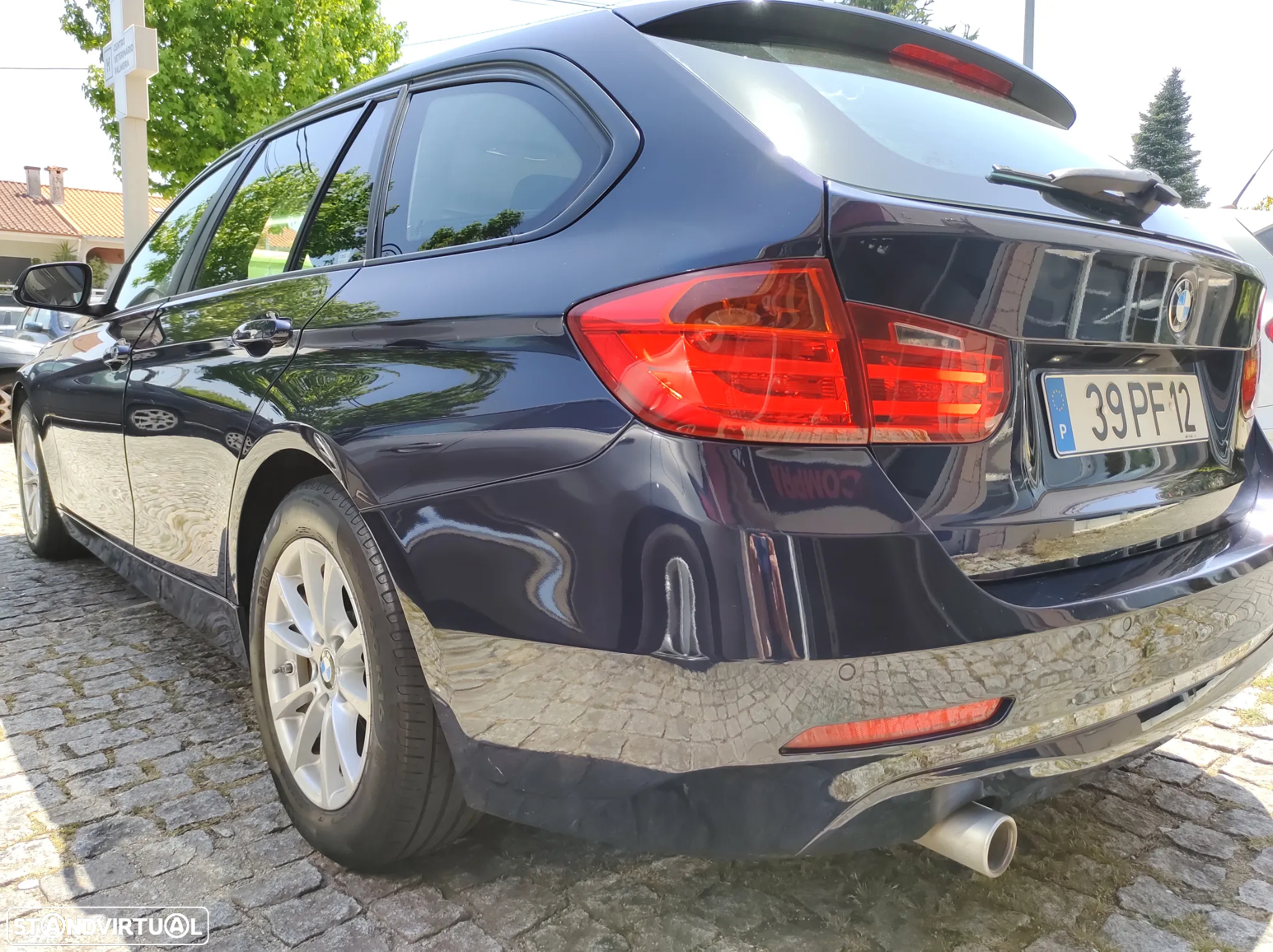 BMW 318 d Touring Auto - 8