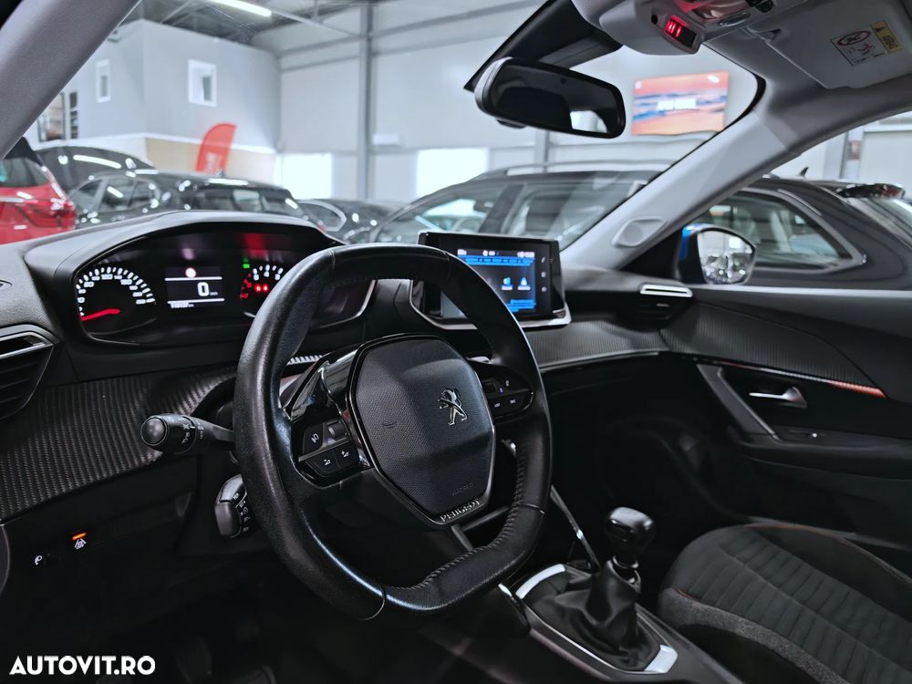 Peugeot 2008 PureTech 100 Allure - 7