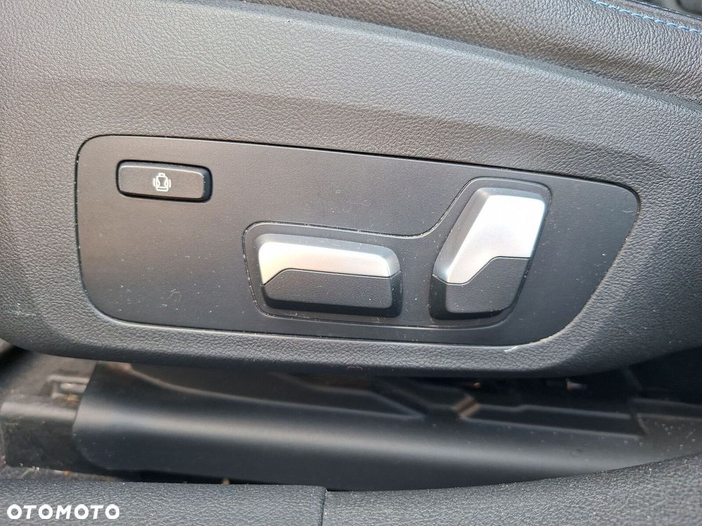 BMW Seria 3 - 23