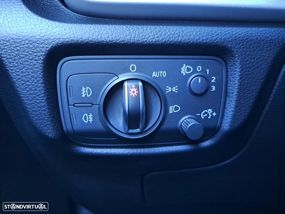 Audi A3 Sportback 1.6 TDI Attraction - 15