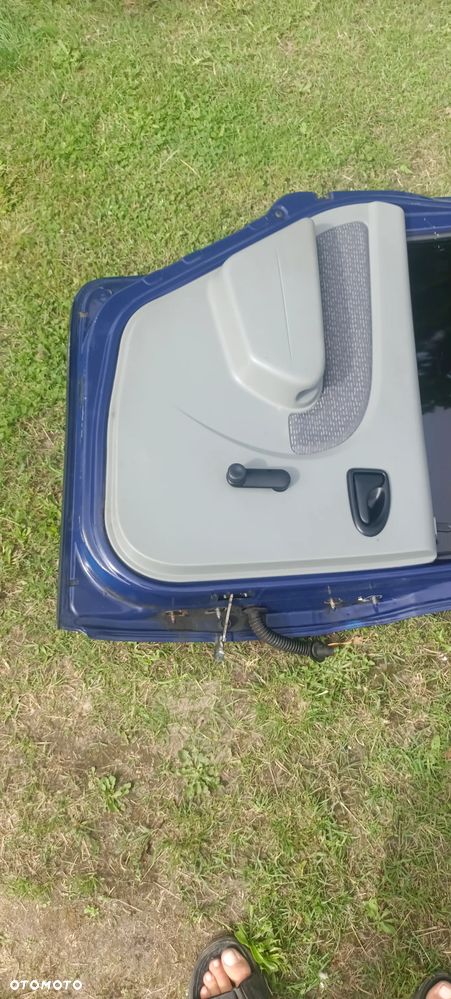 Dacia Logan 1 drzwi lewe tylne tył - 3