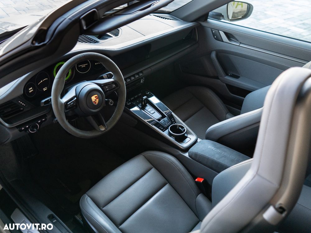 Porsche 911 - 26