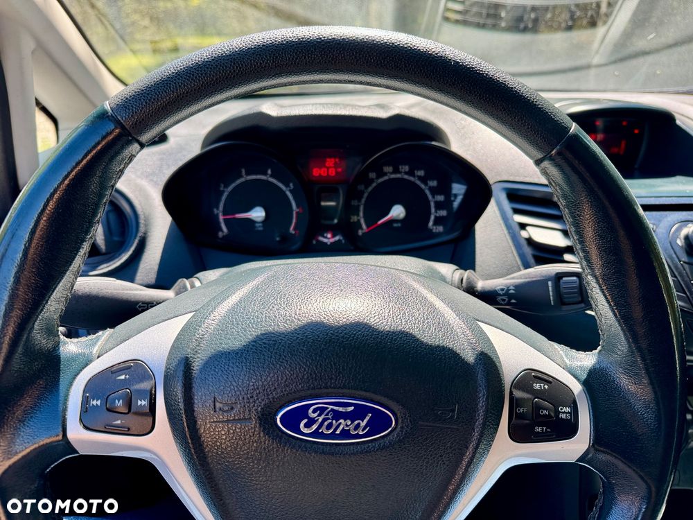 Ford Fiesta 1.25 Trend EU5 - 12