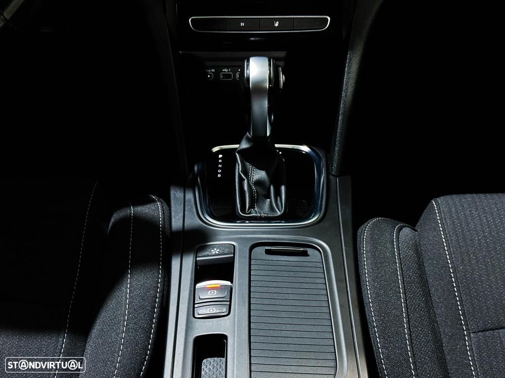 Renault Mégane 1.6 Plug-In Limited - 23