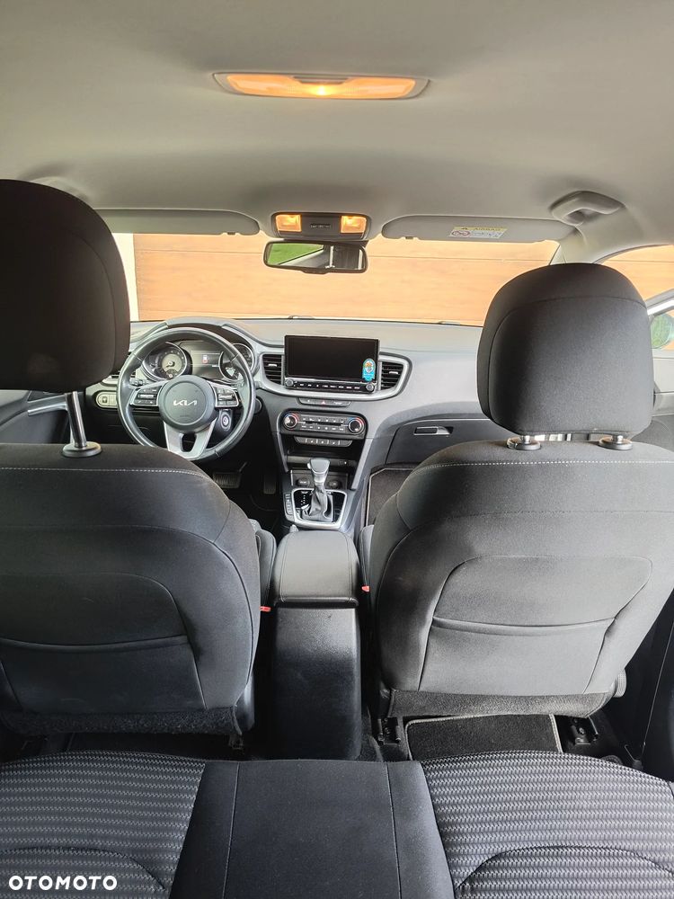 Kia Ceed 1.5 T-GDI L Business Line Plus DCT - 12