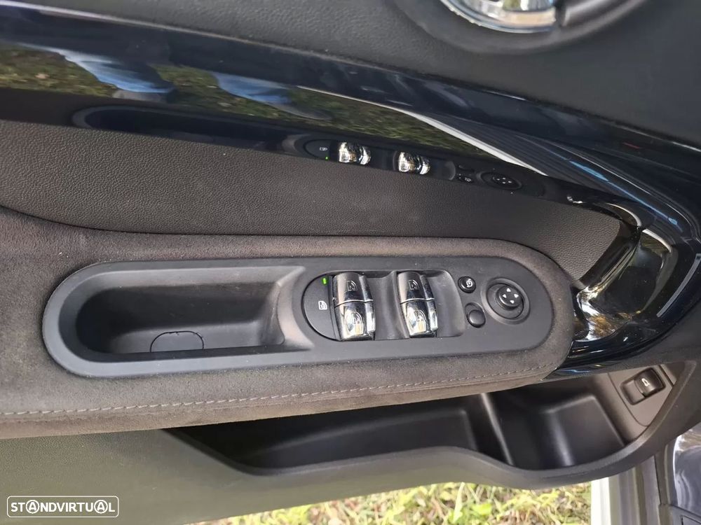 MINI Countryman Cooper SD Auto Desportiva - 25