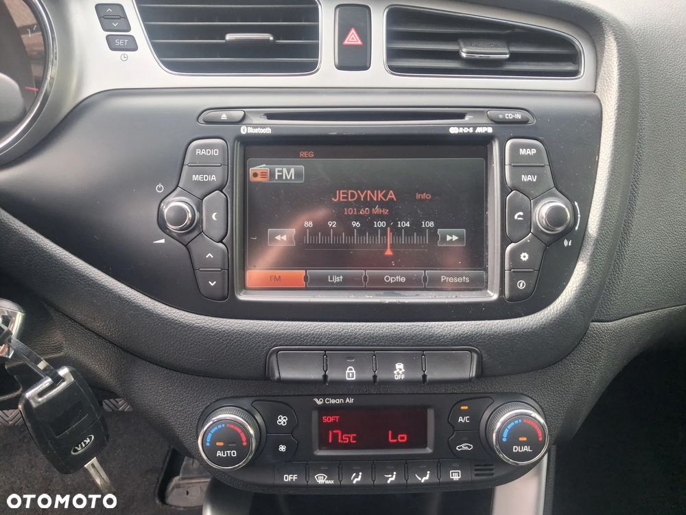 Kia Ceed 1.6 CRDi XL - 24