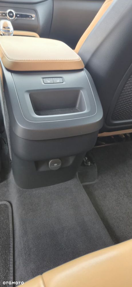 Volvo XC 90 B5 D AWD Plus Bright 7os - 32