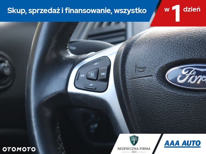 Ford EcoSport - 17