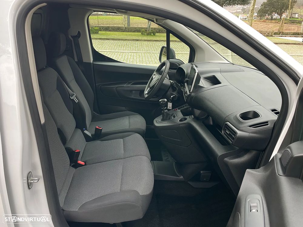 Opel Combo 1.5 CDTI IVA Dedutível - 19