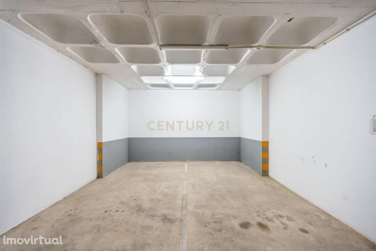 Garagem em Box para 2 carros na Praia da Rocha, Portimão - Grande imagem: 3/11