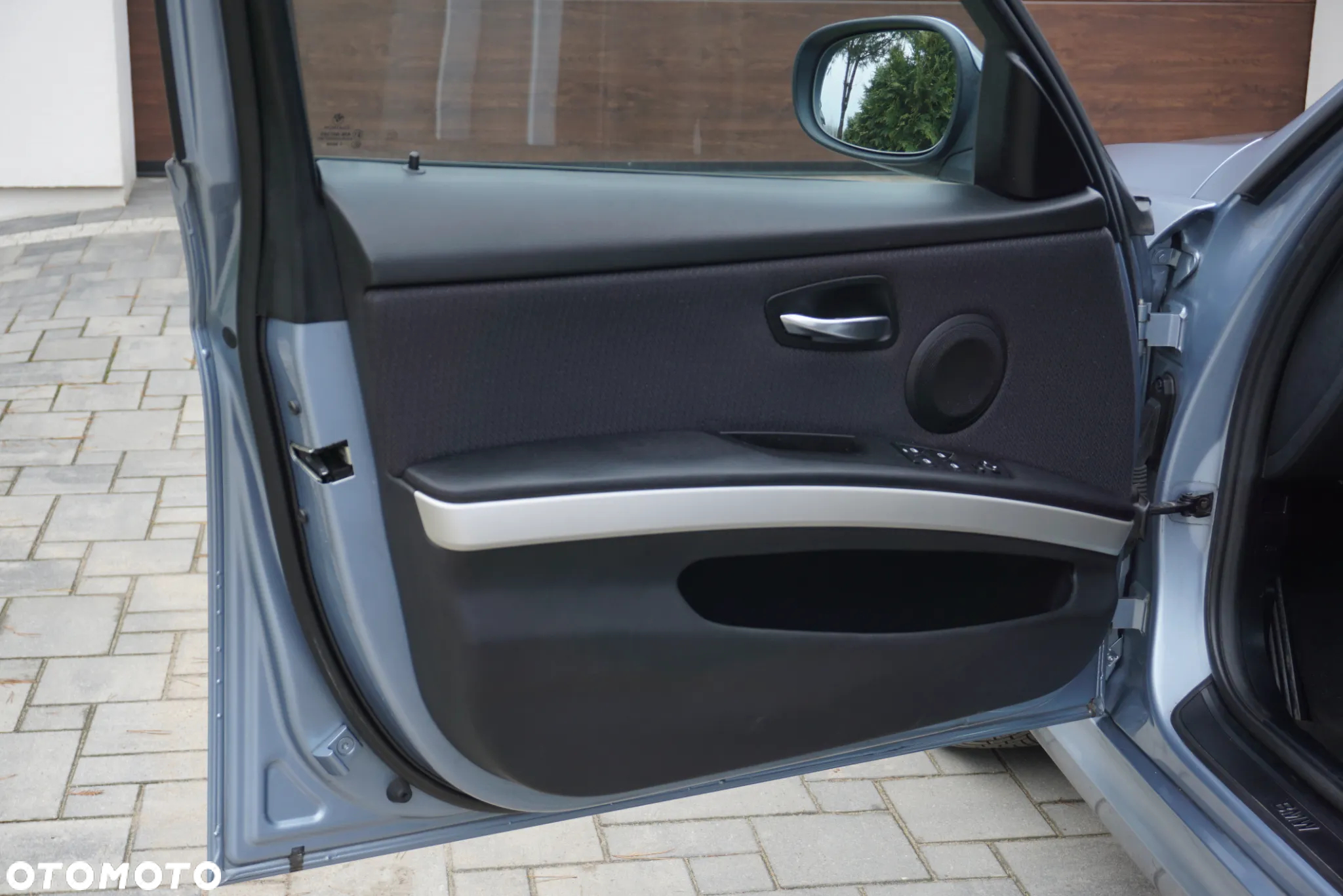 BMW Seria 3 318d DPF Touring - 13