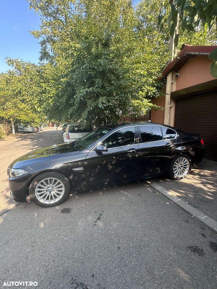 BMW Seria 5 520d AT - 12