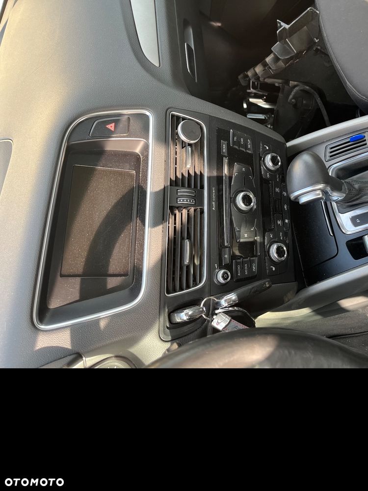 Audi Q5 2.0 TDI quattro S tronic - 8