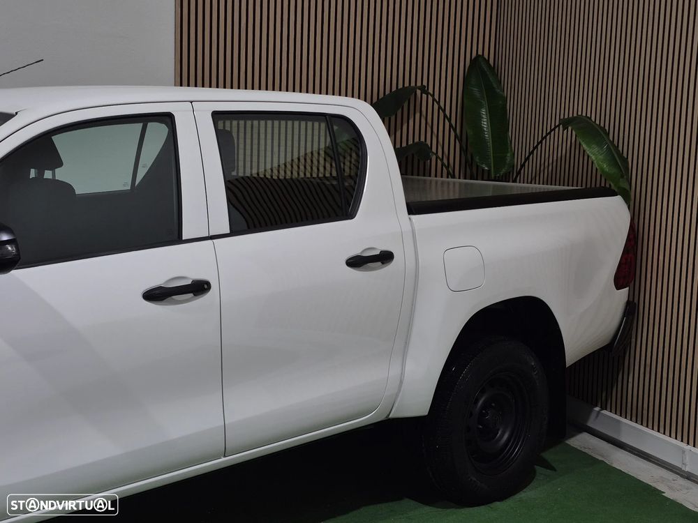 Toyota Hilux 2.4D-4D 4X4 | GARANTIA | NACIONAL - 3 LUG - 2020 - 4