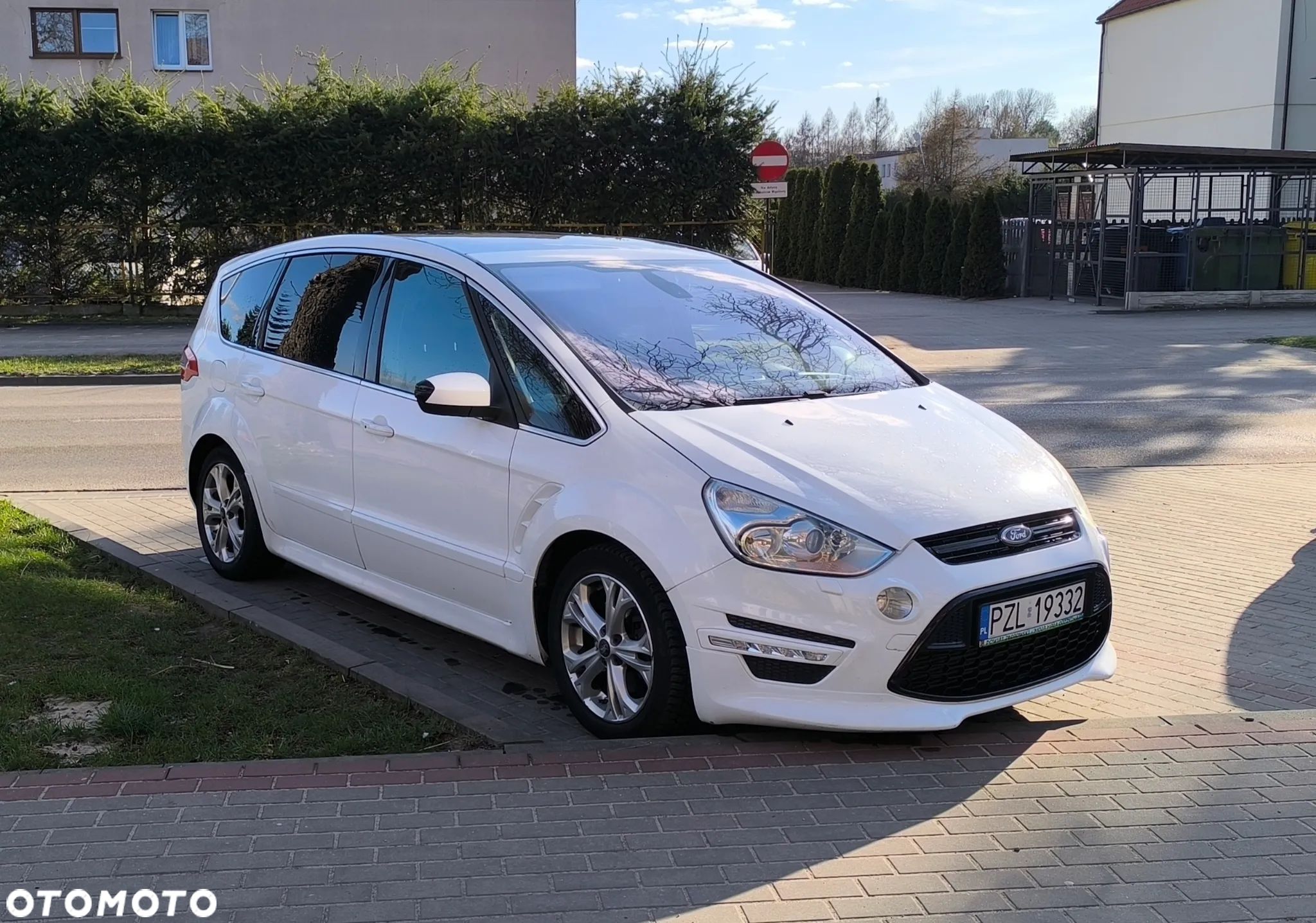 Ford S-Max 2.0 TDCi DPF Titanium - 1