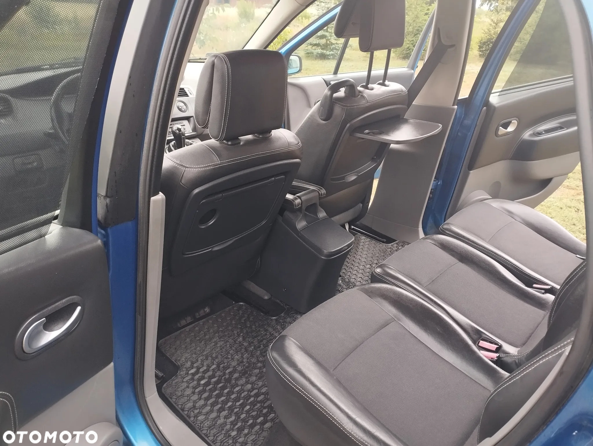 Renault Scenic - 17
