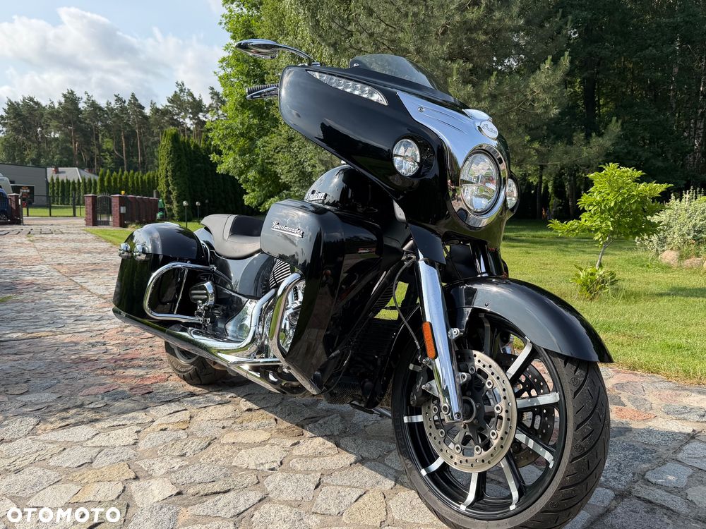Indian Roadmaster - 8