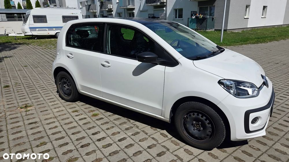 Volkswagen up! move - 5