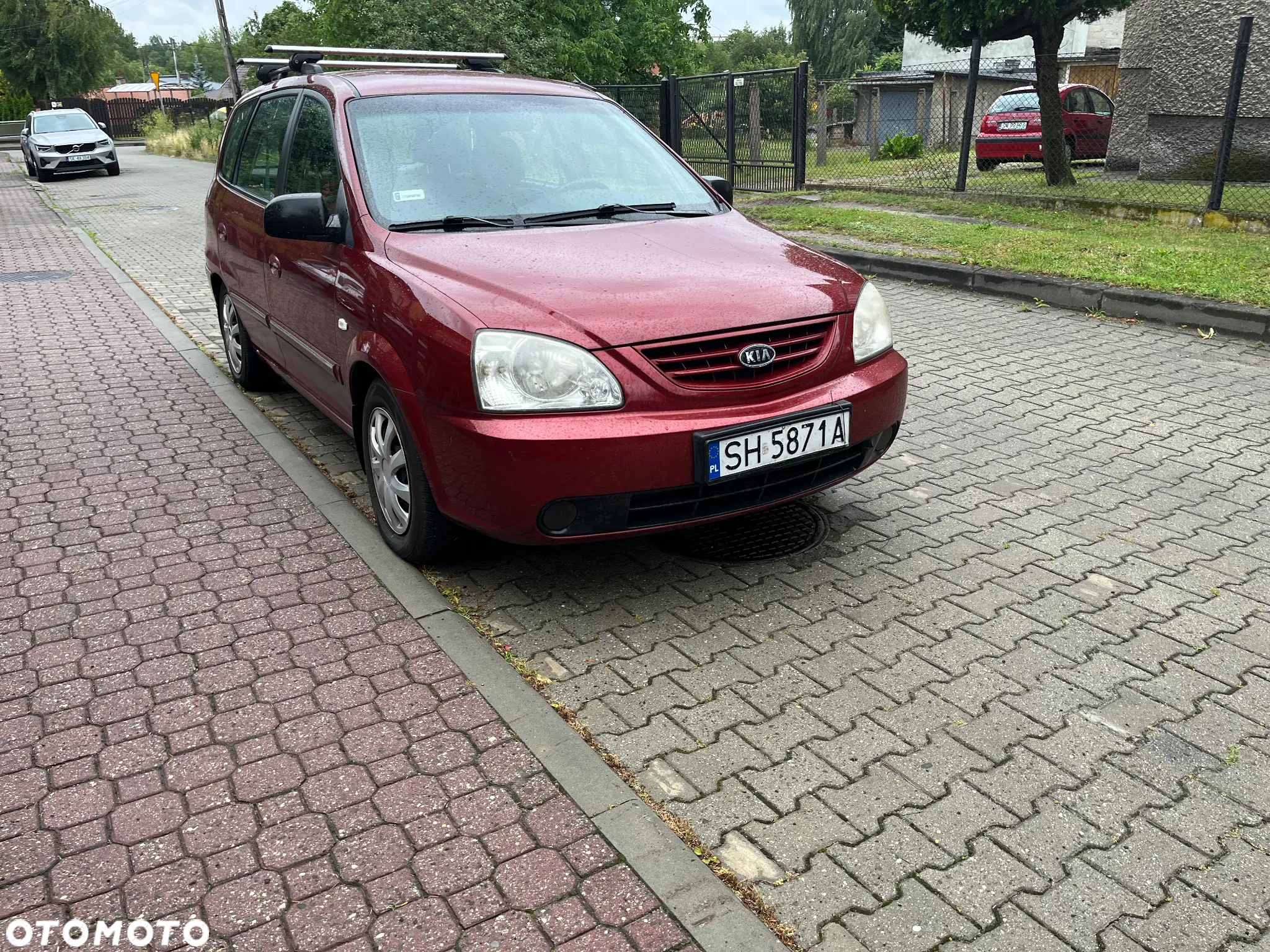 Kia Carens 2.0 CVVT LX - 13