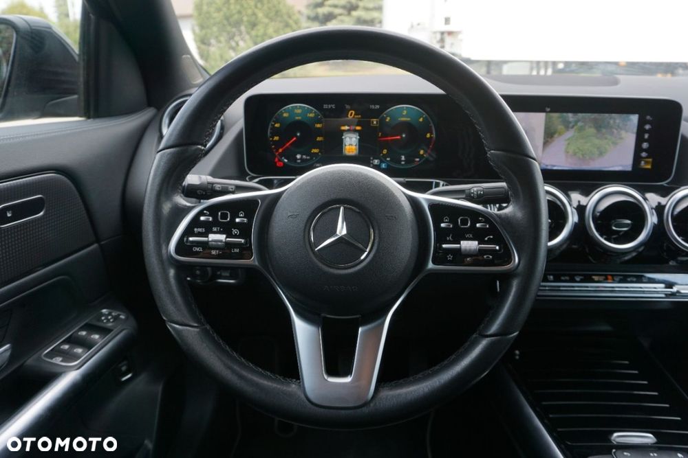 Mercedes-Benz GLA 220 d 4-Matic Progressive 8G-DCT - 19