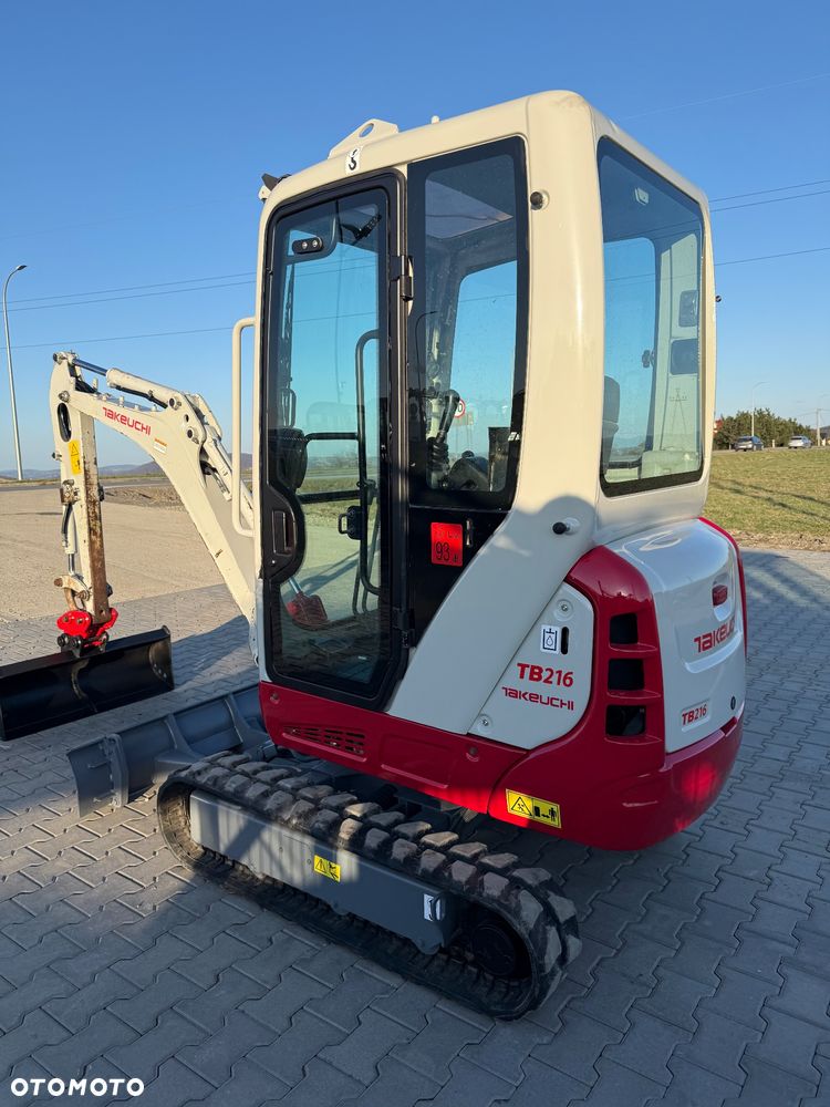 Takeuchi Tb216 - 4