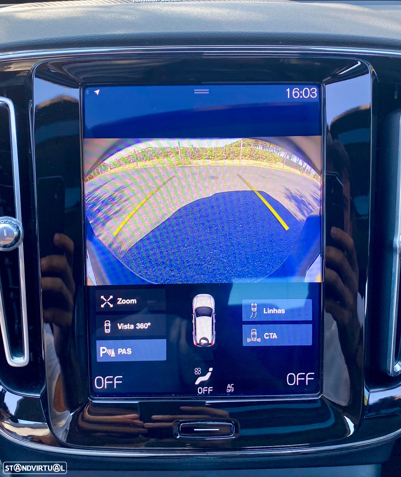 Volvo XC 40 2.0 D3 Momentum Geartronic - 26