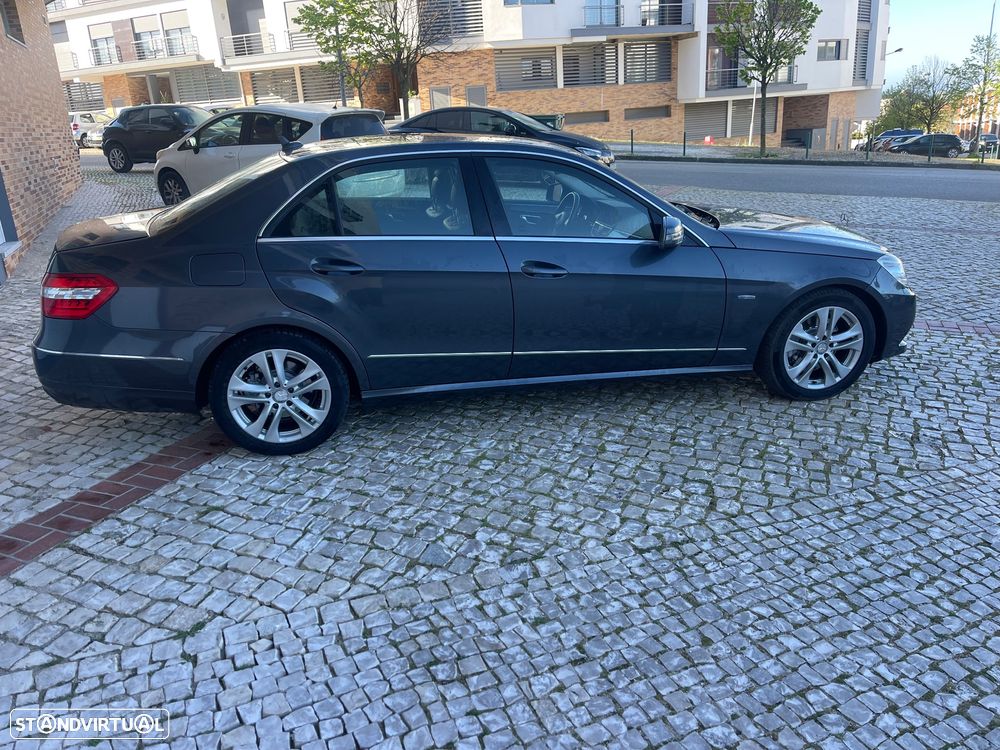 Mercedes-Benz E 250 CDI Elegance BlueEfficiency Auto. - 4