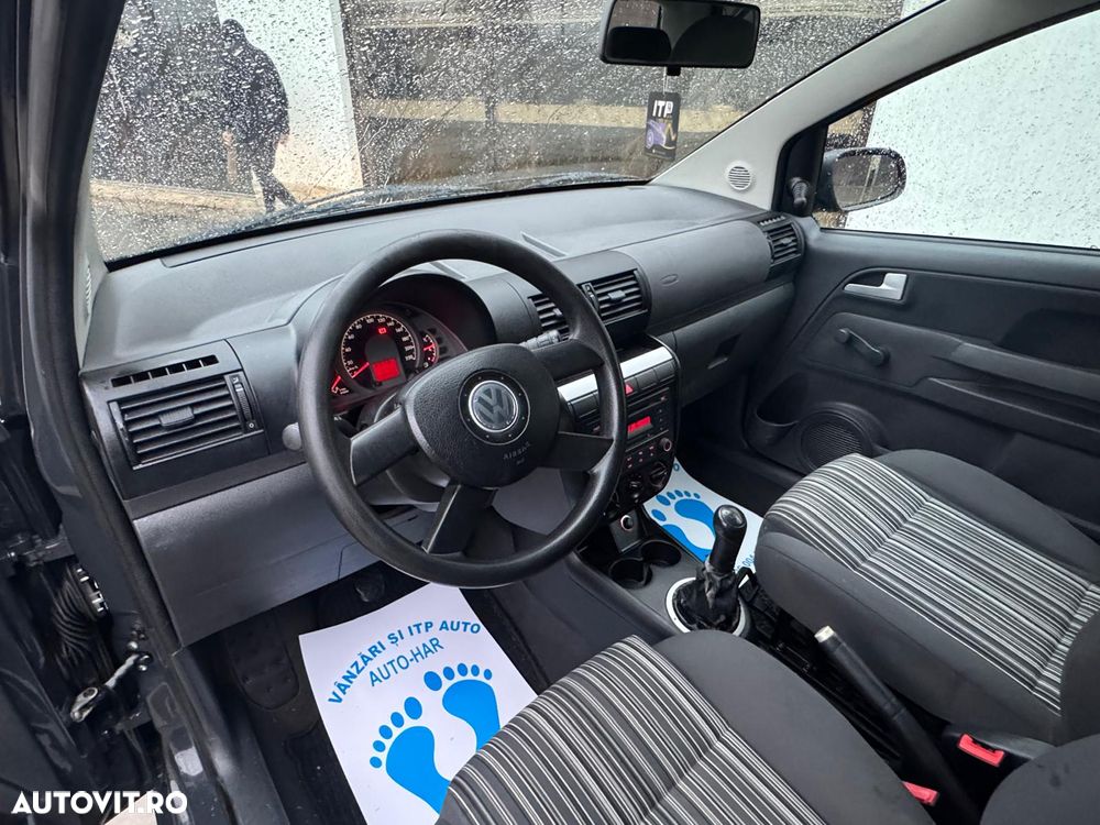 Volkswagen Fox 1.2 - 7