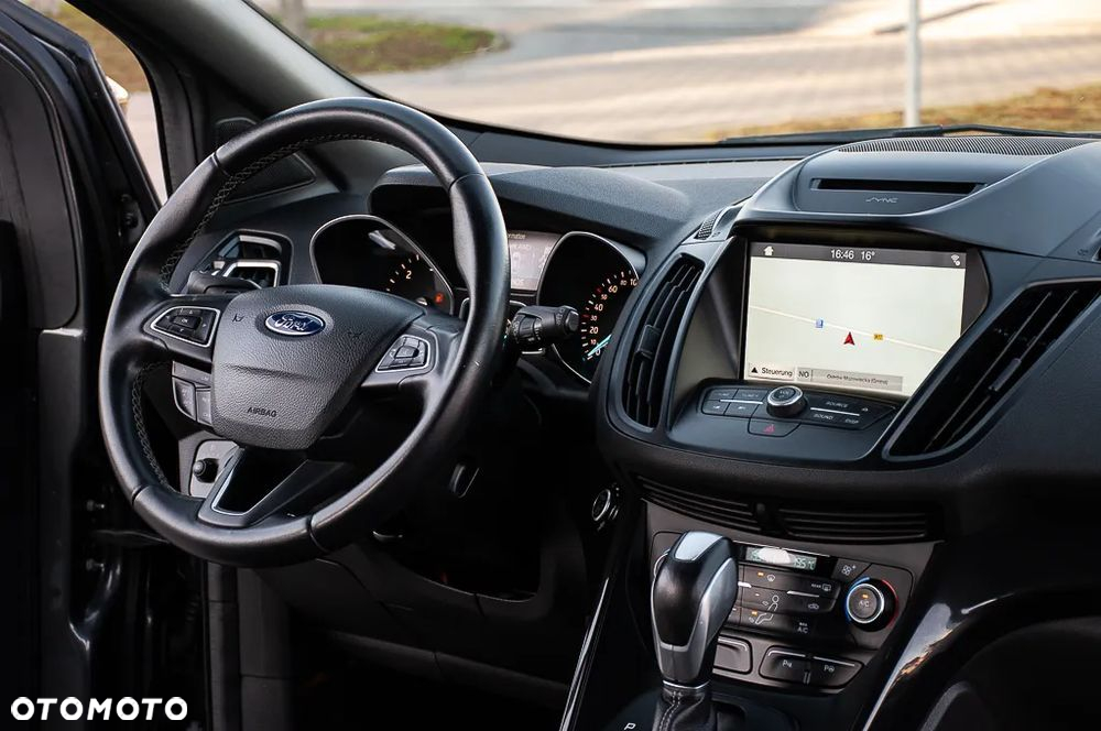 Ford Kuga 2.0 TDCi AWD ST-Line - 19