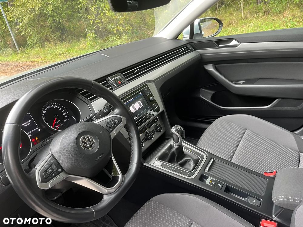 Volkswagen Passat 1.5 TSI EVO Essence - 19