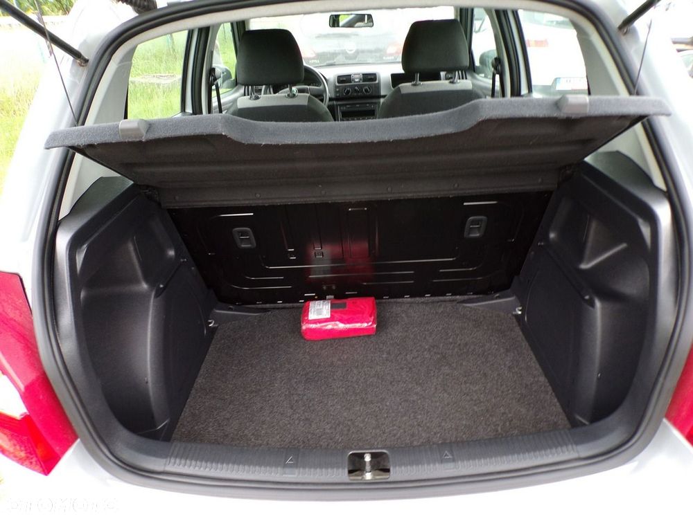 Skoda Fabia 1.2 HTP Fresh - 30