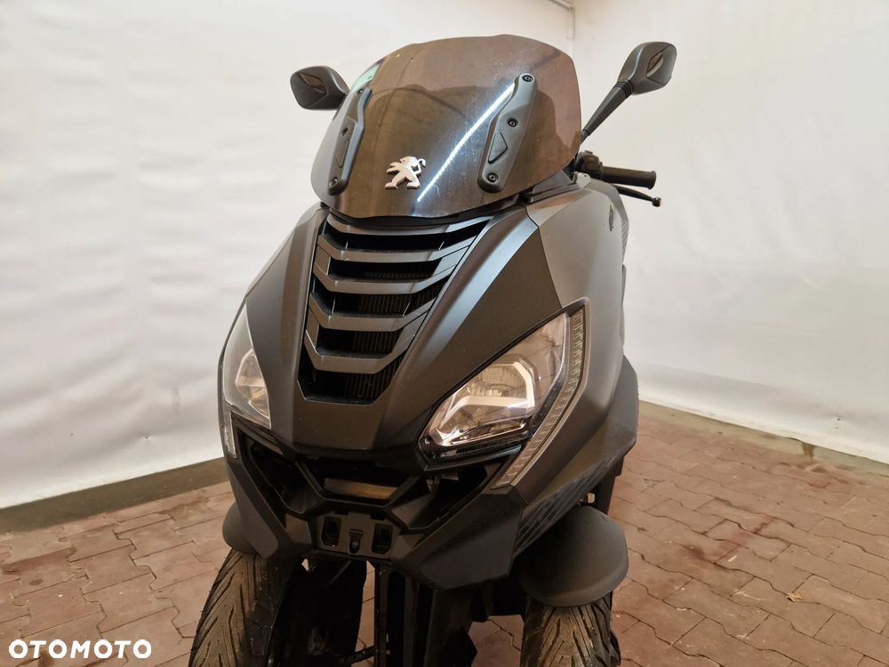 Peugeot Metropolis - 14