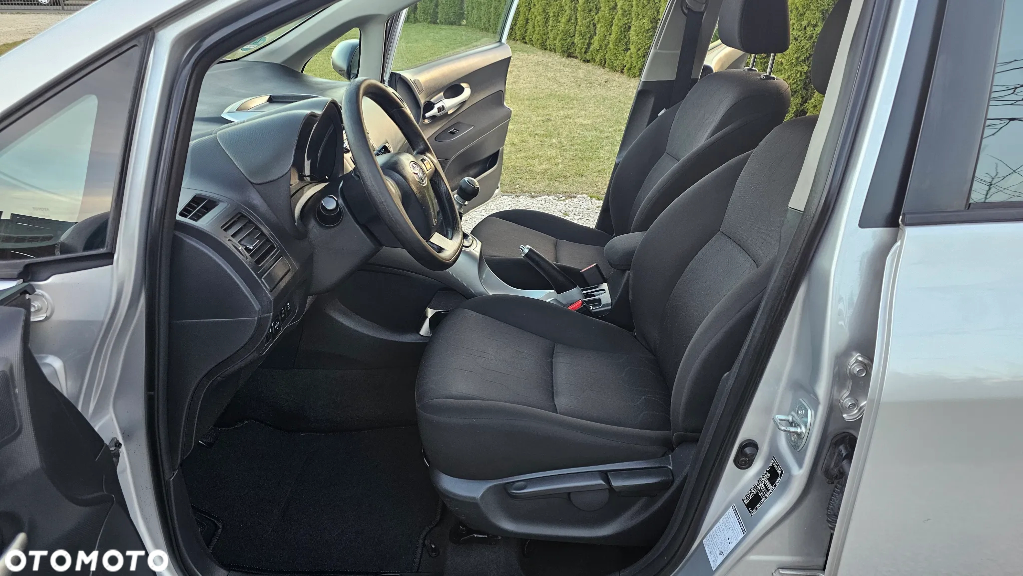 Toyota Auris 1.33 Dual-VVT-i Edition - 7