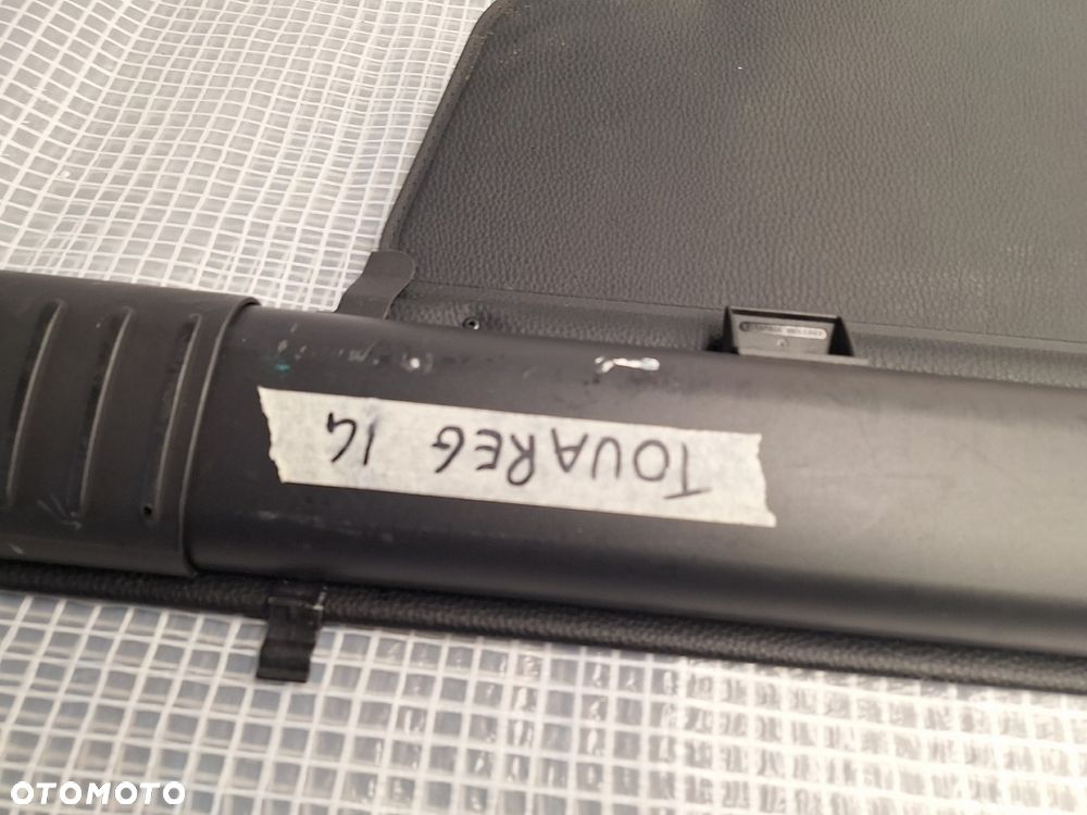 roleta bagaznika vw touareg II 7p 7p6 2010-2018 orginal demontaz - 6