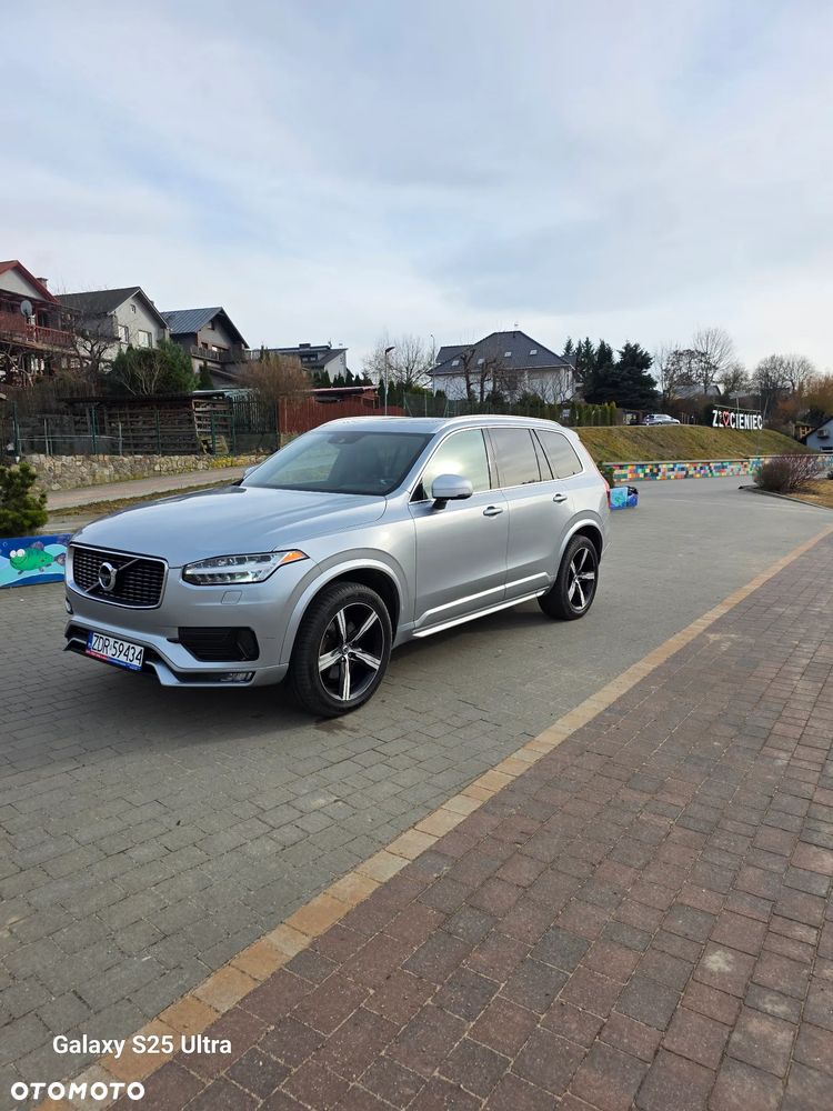 Volvo XC 90 - 1