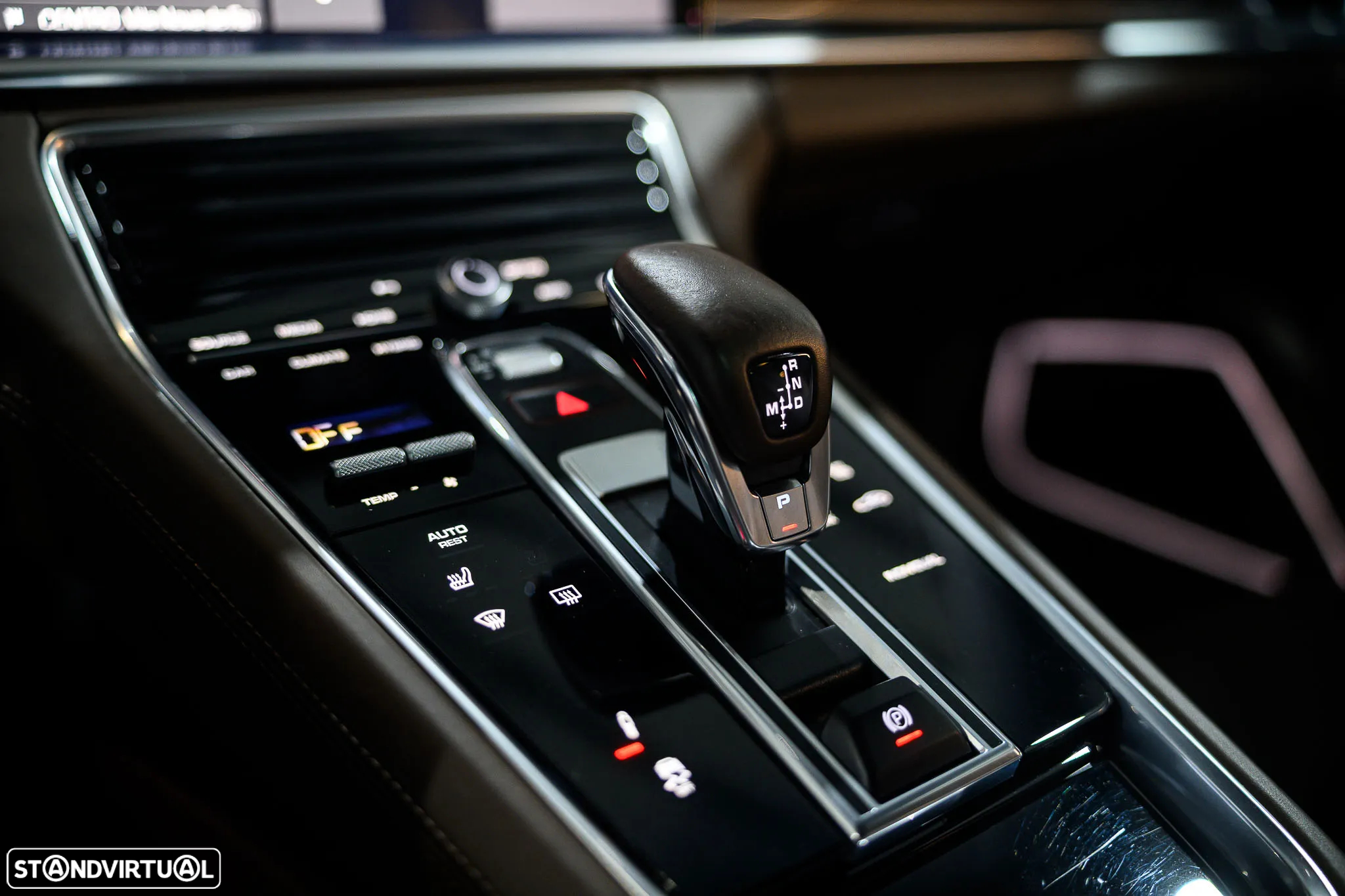 Porsche Panamera Sport Turismo 4S E-Hybrid - 24