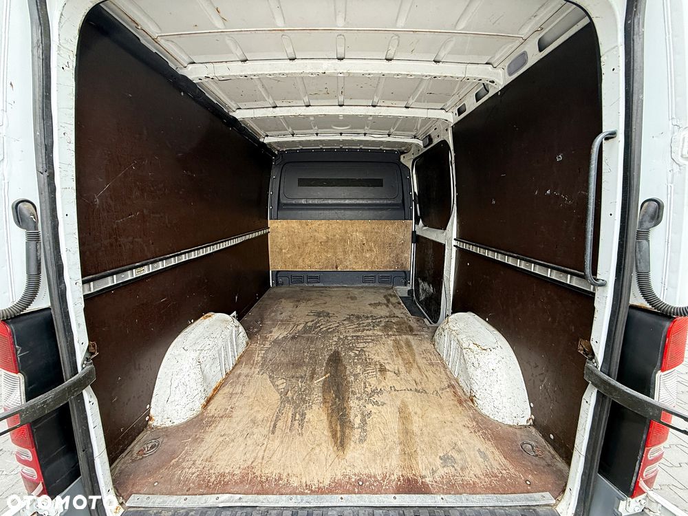 Mercedes-Benz Sprinter - 18